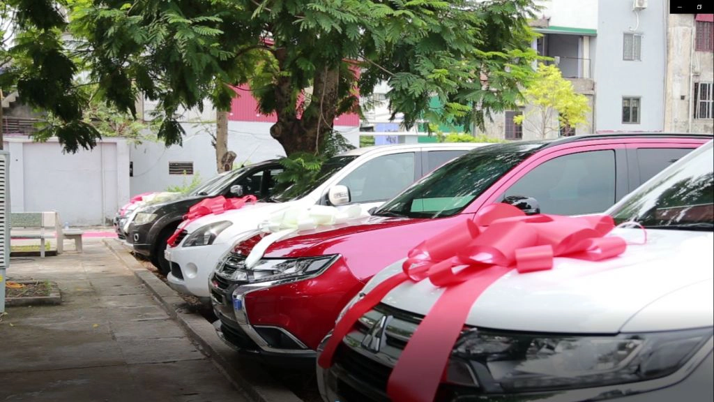 Truong-Cao-dang-Ky-thuat-Cong-nghe-Bach-Khoa-nhan-tai-tro-o-to-tu-Mitsubishi-Motors-Vietnam