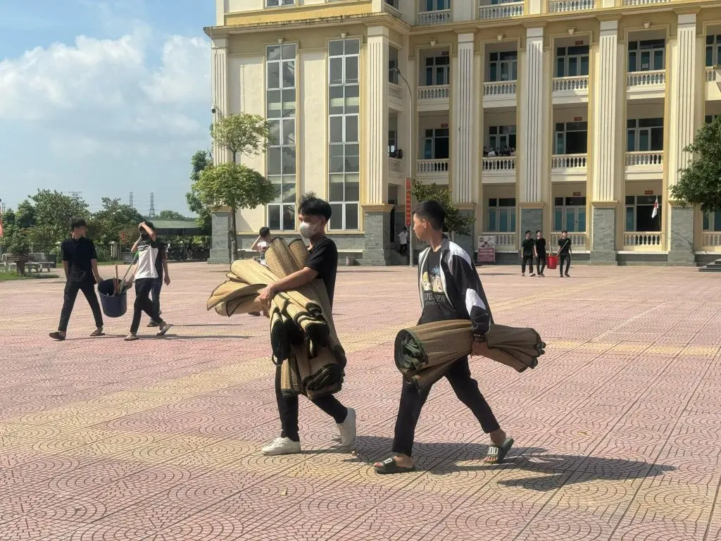 Sinh viên CTECH bắt đầu khóa học Giáo dục quốc phòng - An ninh