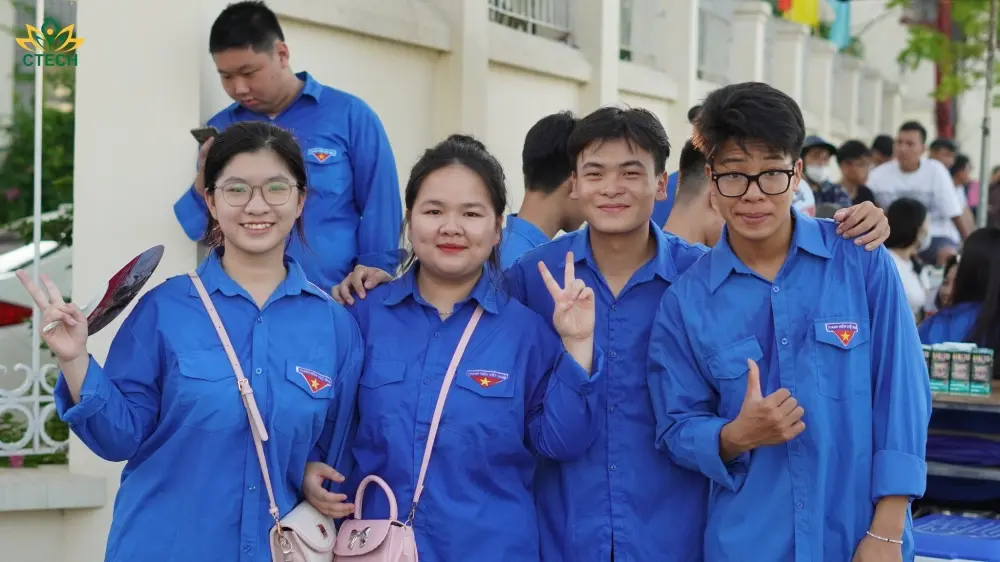 CTECH hoàn thành sứ mệnh Tiếp Sức Mùa Thi 2025: 15 điểm trường, 5 tỉnh thành phố