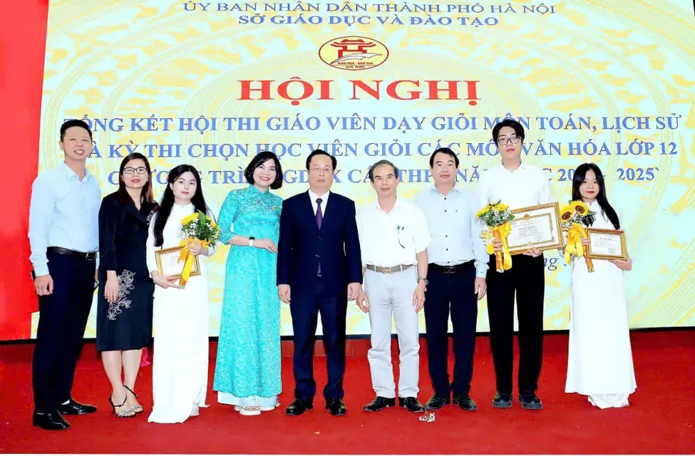 Giáo viên CTECH đạt giải Nhất Hội thi Giáo viên dạy giỏi cấp thành phố