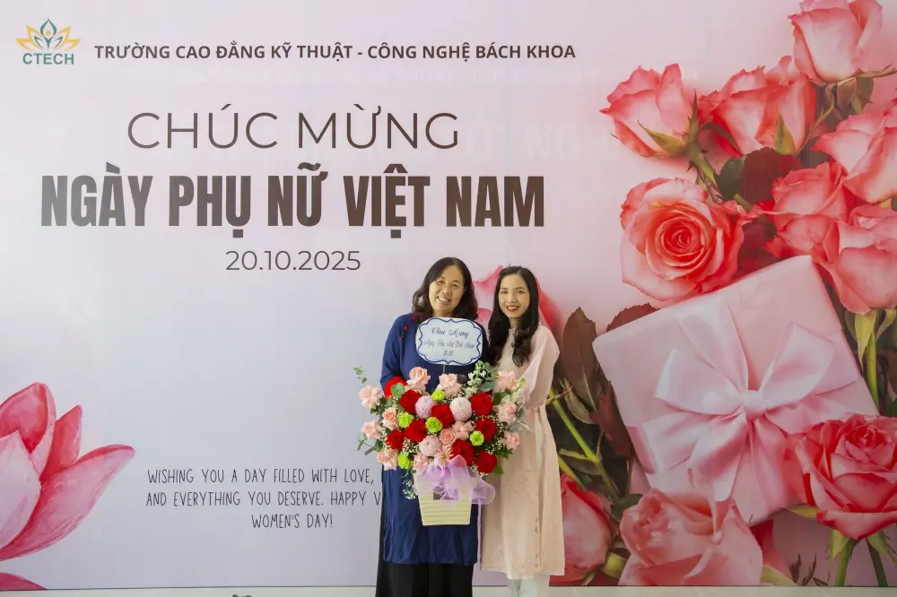 🌸 GỬI YÊU THƯƠNG ĐẾN “MỘT NỬA THẾ GIỚI” CTECH 🌸
