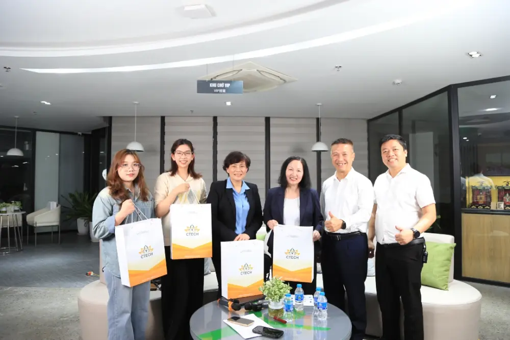 Nhìn lại hành trình truyền cảm hứng của chuỗi CTECH Talkshow